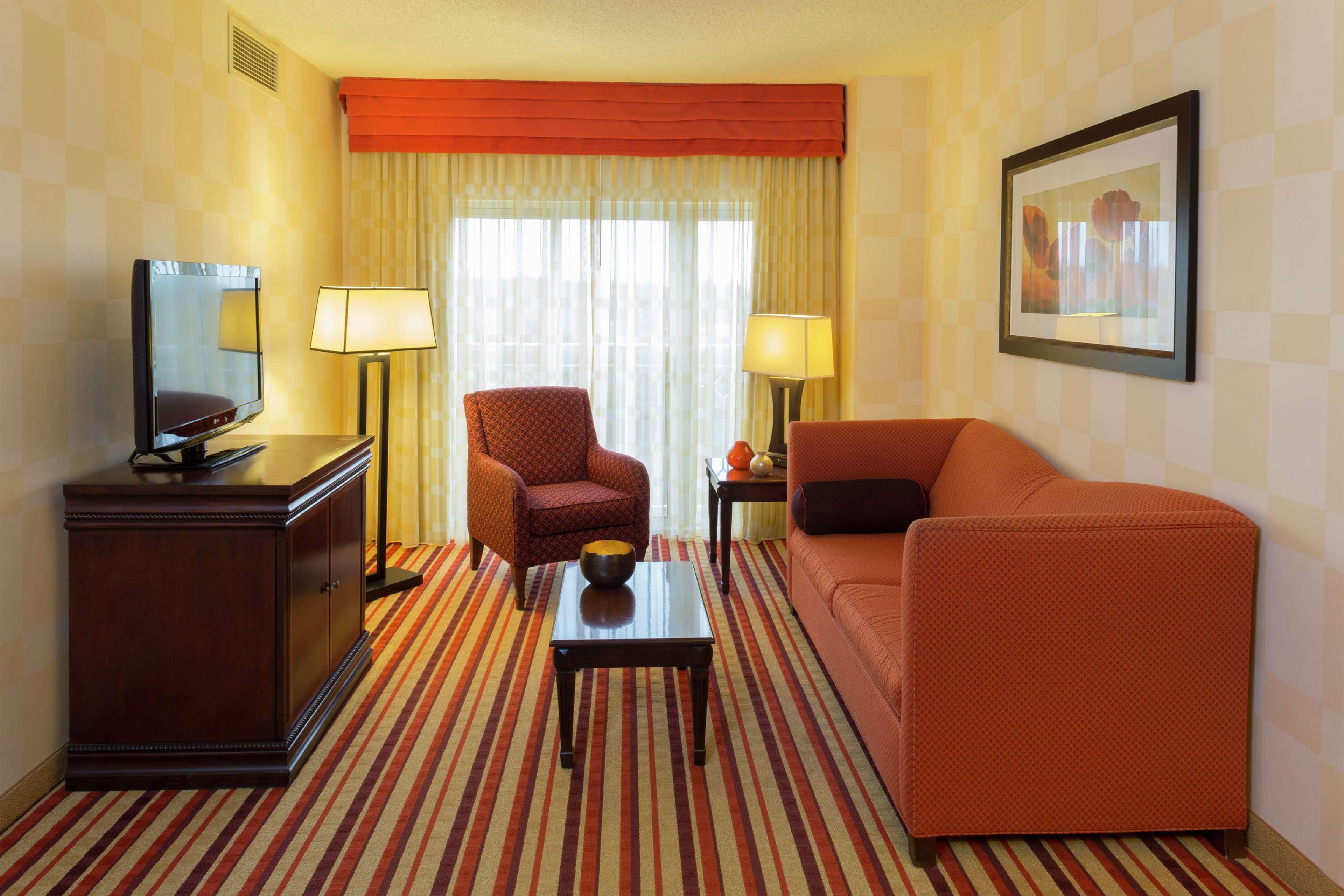 Hilton Charlotte Airport Hotel Extérieur photo