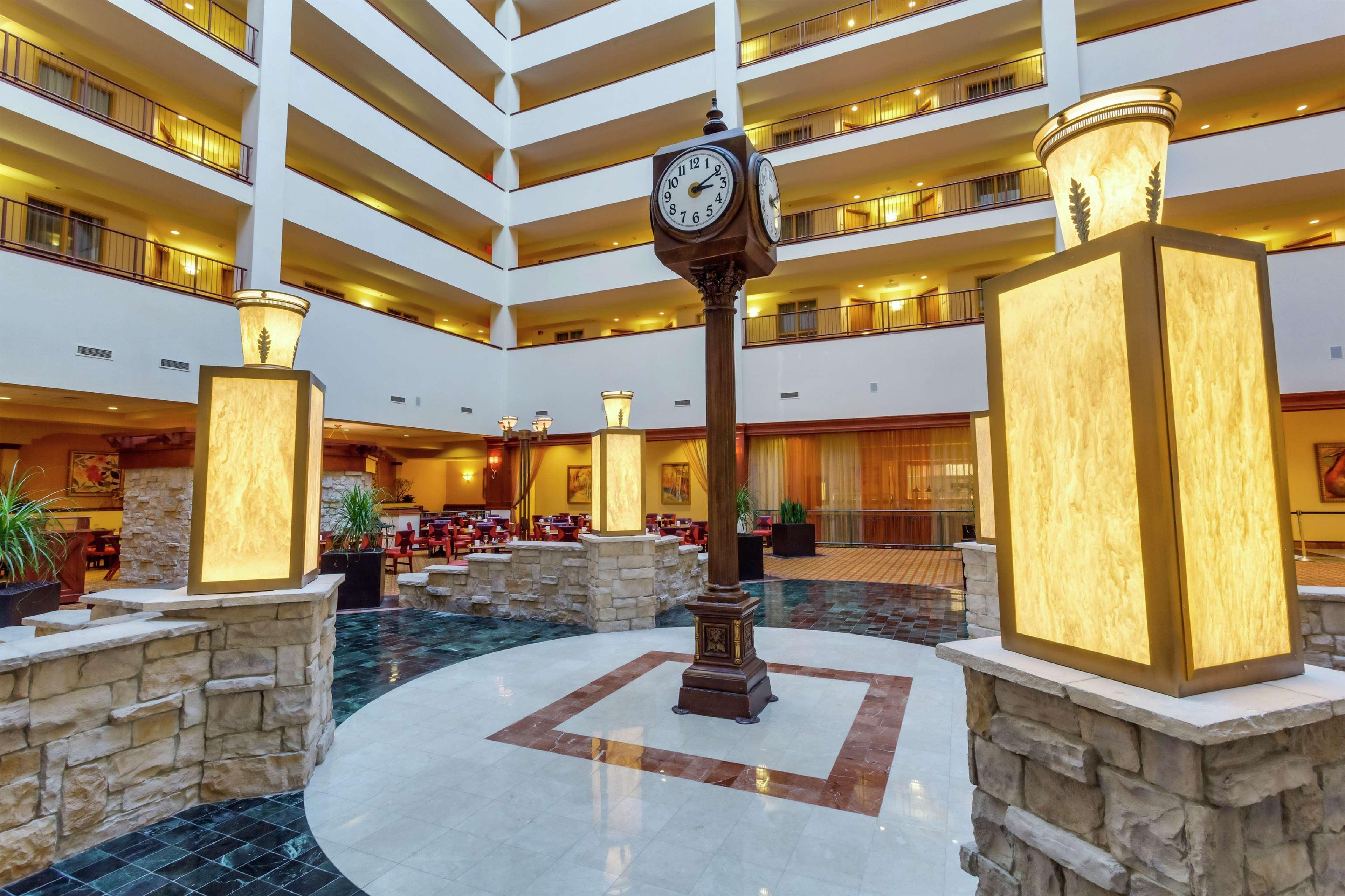 Hilton Charlotte Airport Hotel Extérieur photo