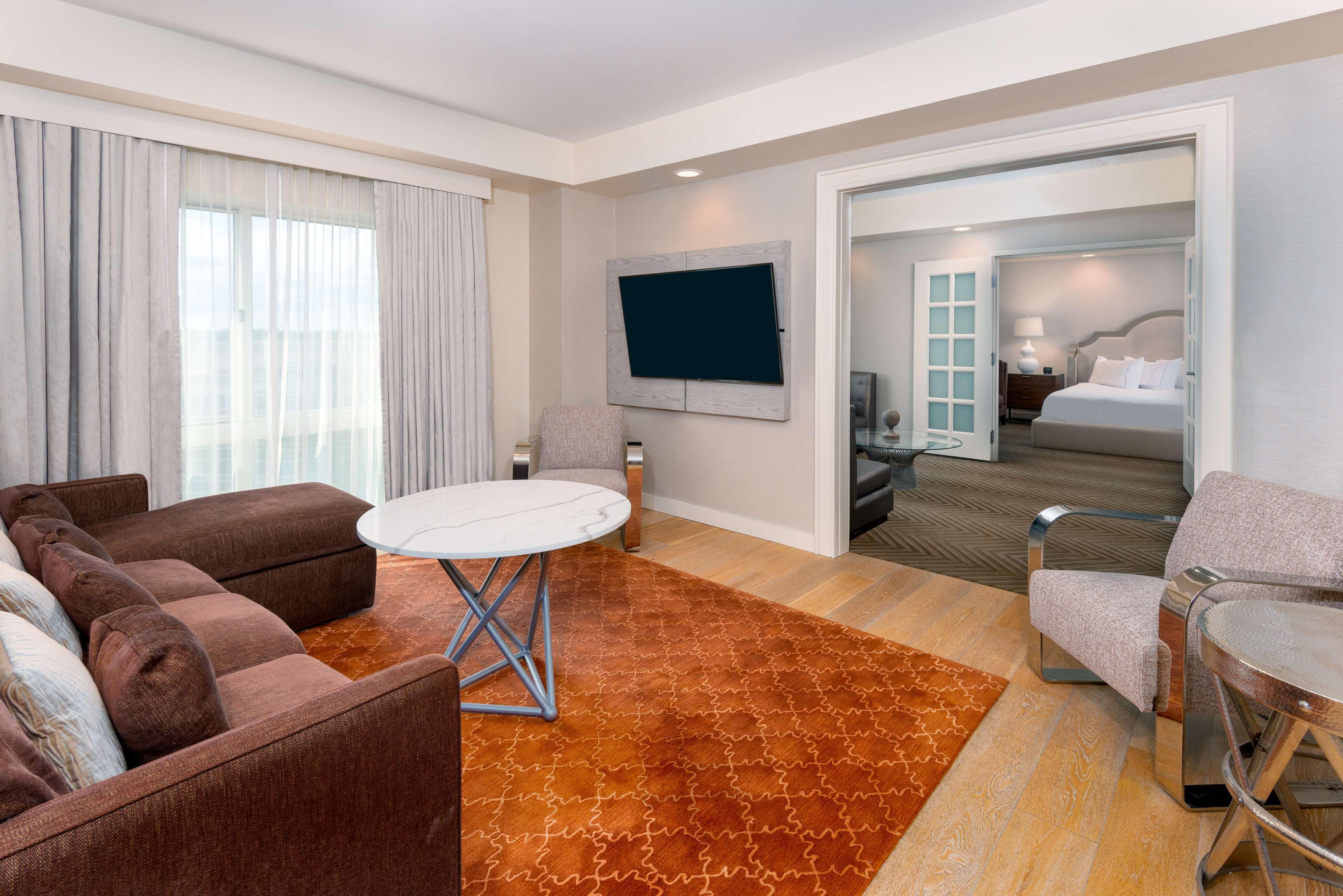 Hilton Charlotte Airport Hotel Extérieur photo
