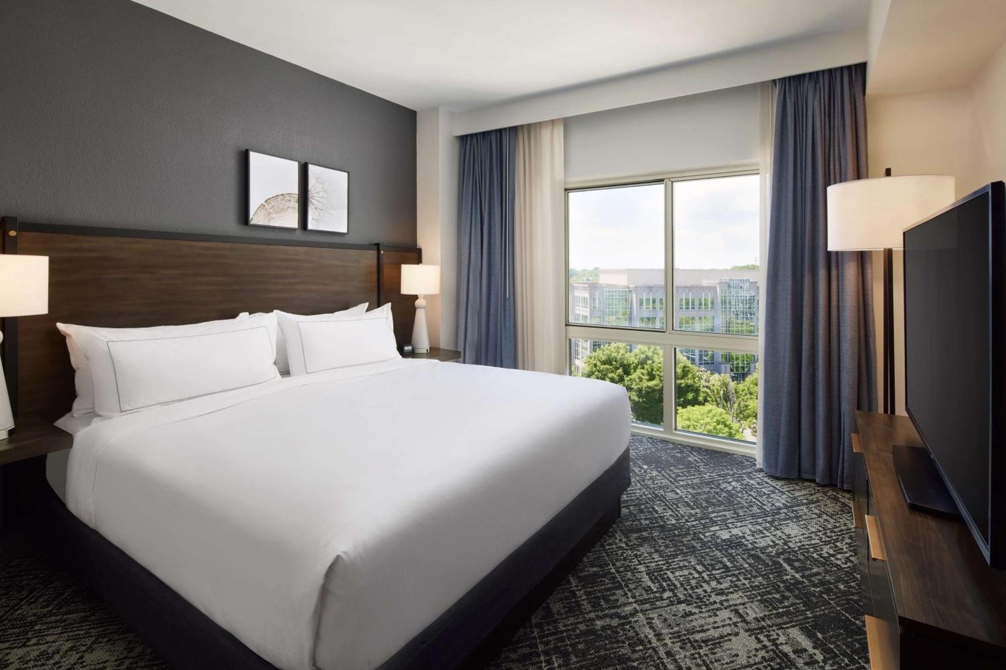 Hilton Charlotte Airport Hotel Extérieur photo