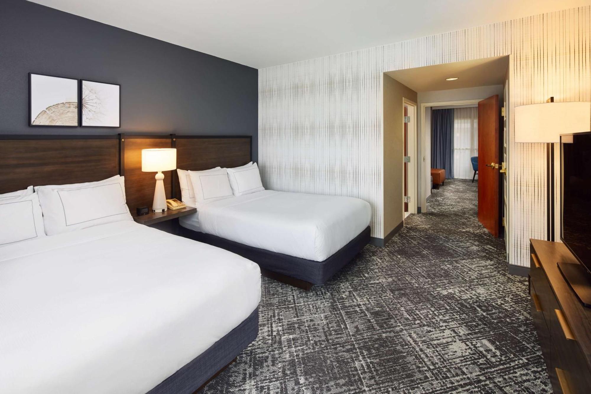 Hilton Charlotte Airport Hotel Extérieur photo