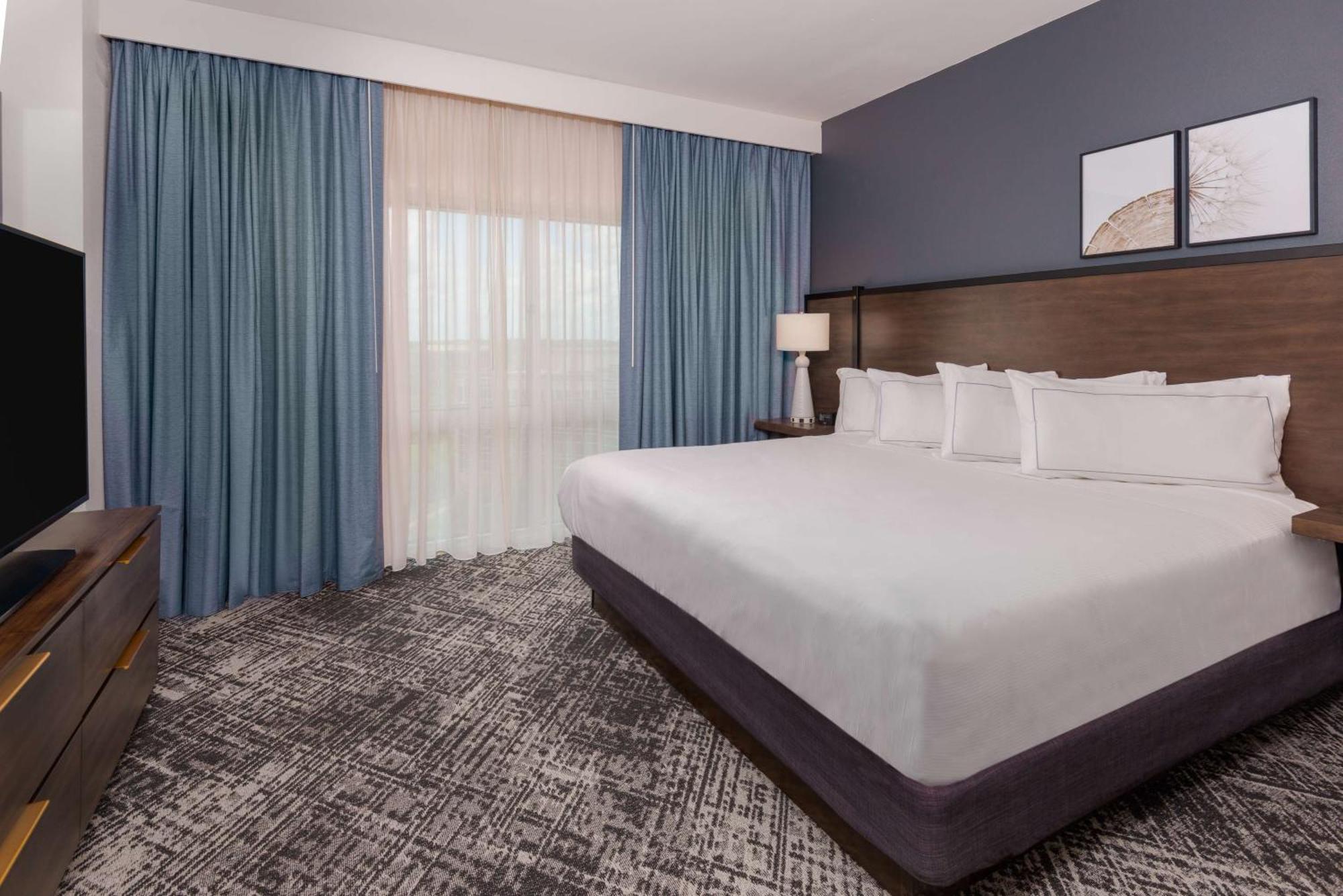 Hilton Charlotte Airport Hotel Extérieur photo
